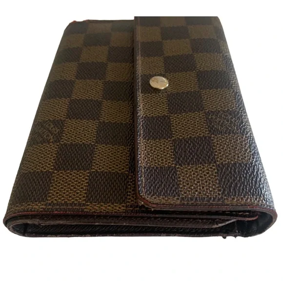 #98 LOUIS VUITTON | Authentic 2006 Damier Ebene Alexandra Wallet - Picture 4 of 15